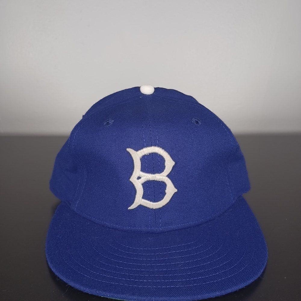 Vintage New Era Brooklyn Dodgers MLB Leather Sweatband Fitted Hat Size 6 7/8